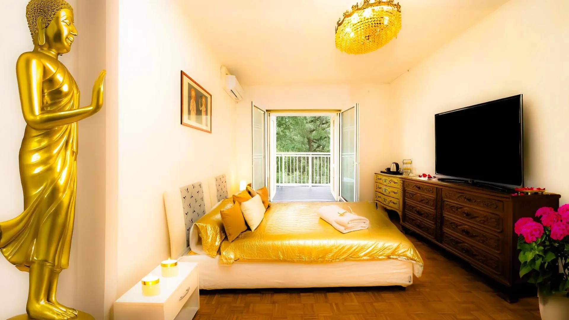 Laura Luxury Home In Central Rome